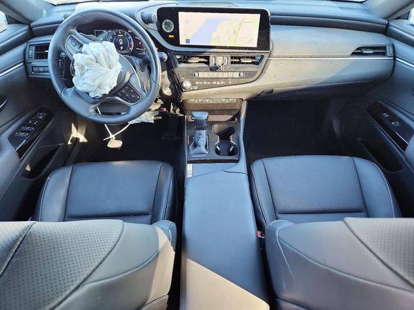 2024 LEXUS ES 350