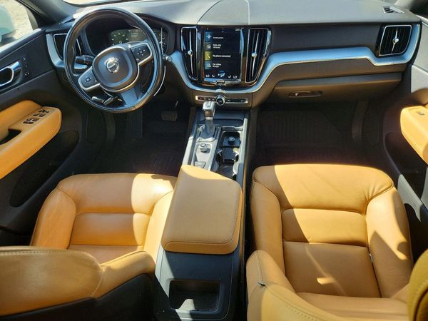 2018 VOLVO XC60