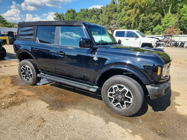 2022 FORD BRONCO