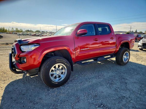 2022 TOYOTA TACOMA SR5 — Front 3/4