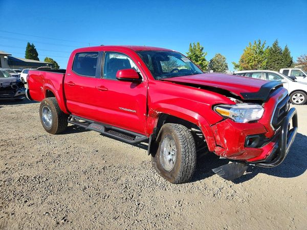 2022 TOYOTA TACOMA SR5 — Passenger 3/4