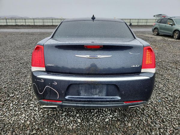 2018 CHRYSLER 300