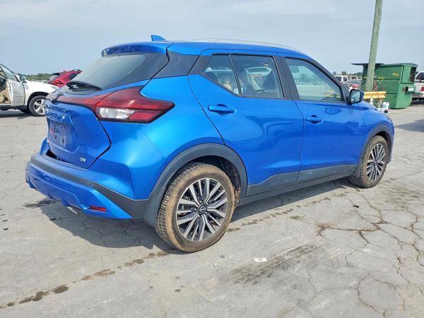 2022 NISSAN KICKS SV