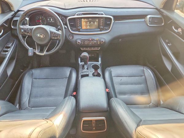 2017 KIA SORENTO EX