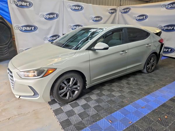 2017 HYUNDAI ELANTRA