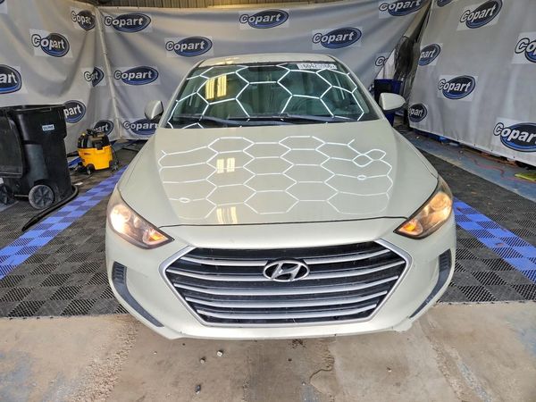 2017 HYUNDAI ELANTRA