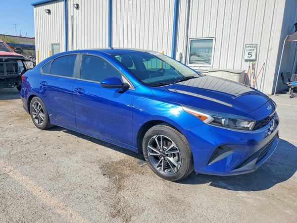 2022 KIA FORTE FE, LXS