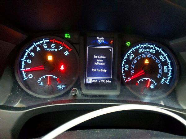 2018 TOYOTA TACOMA SR/SR5/TRD Sport