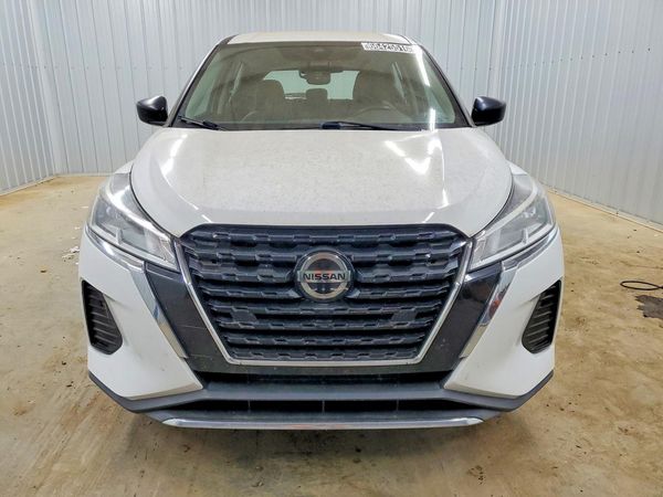 2021 NISSAN KICKS S