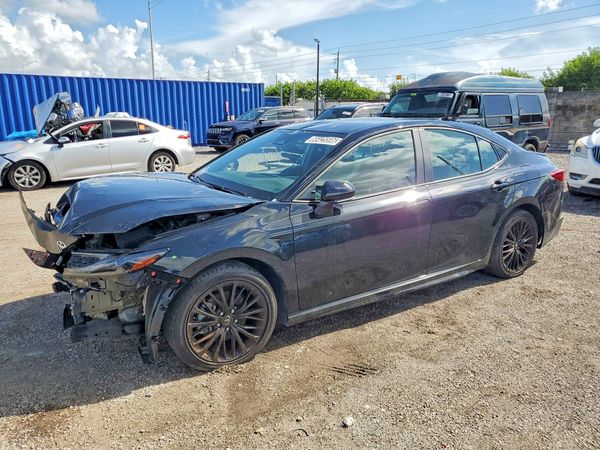 2026 TOYOTA CAMRY