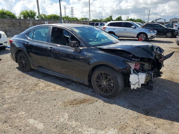 2026 TOYOTA CAMRY