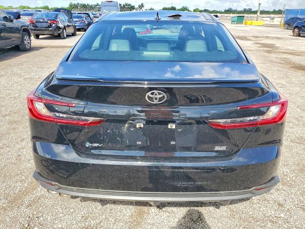 2026 TOYOTA CAMRY