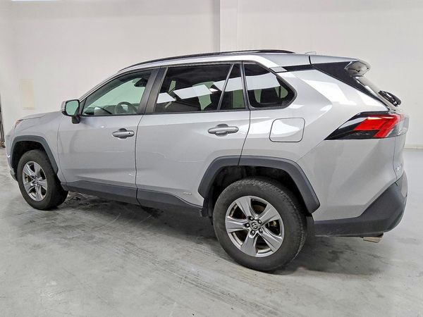 2022 TOYOTA RAV4 XLE — DSRA