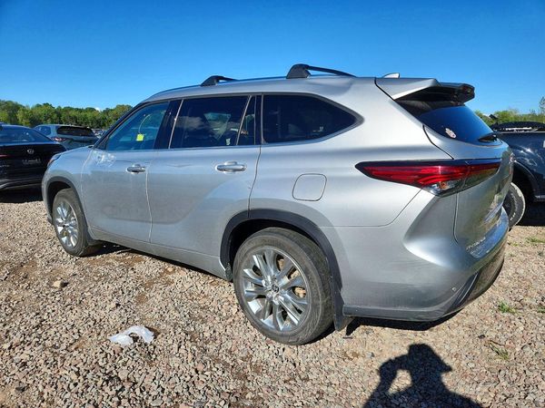 2023 TOYOTA HIGHLANDER Limited