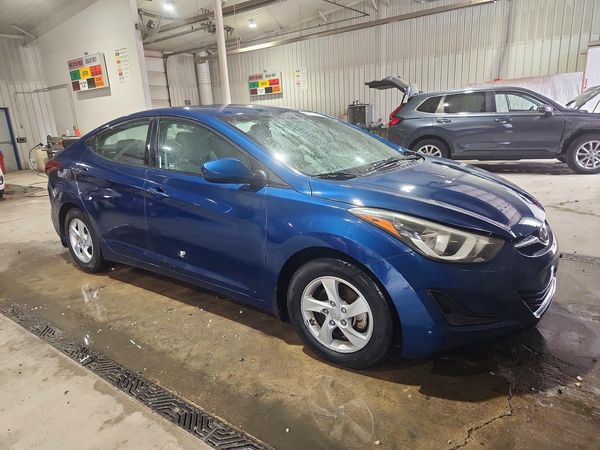 2015 HYUNDAI ELANTRA GLS(Middle)