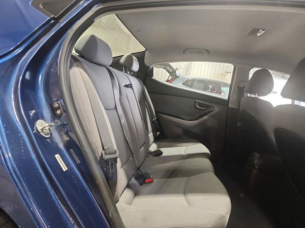 2015 HYUNDAI ELANTRA GLS(Middle)