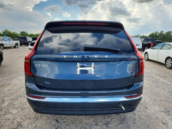 2026 VOLVO XC90 Plus Bright
