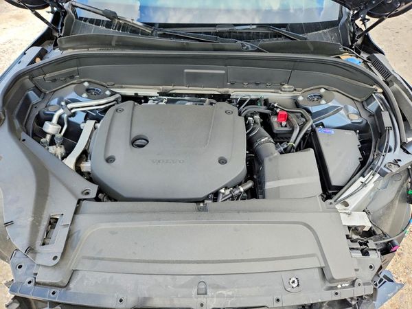 2026 VOLVO XC90 Plus Bright