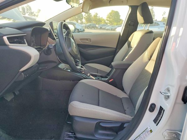 2025 TOYOTA COROLLA