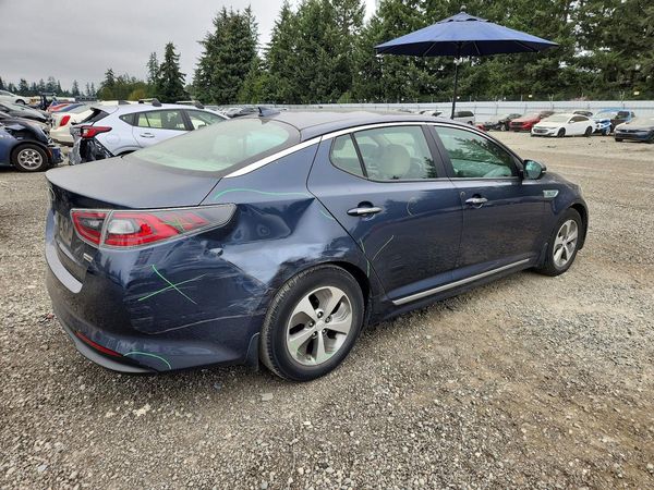 2014 KIA OPTIMA GL - Middle-low