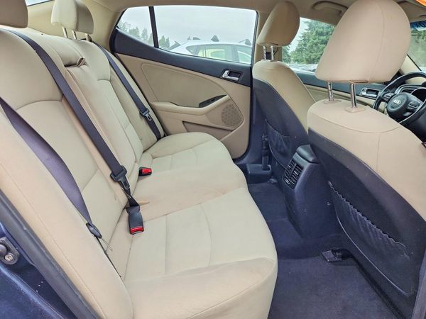 2014 KIA OPTIMA GL - Middle-low
