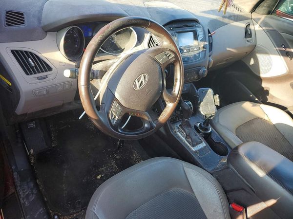 2015 HYUNDAI TUCSON GLS (Middle)