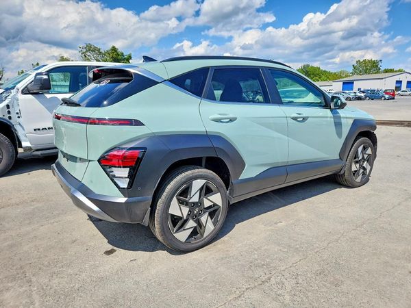 2024 HYUNDAI KONA