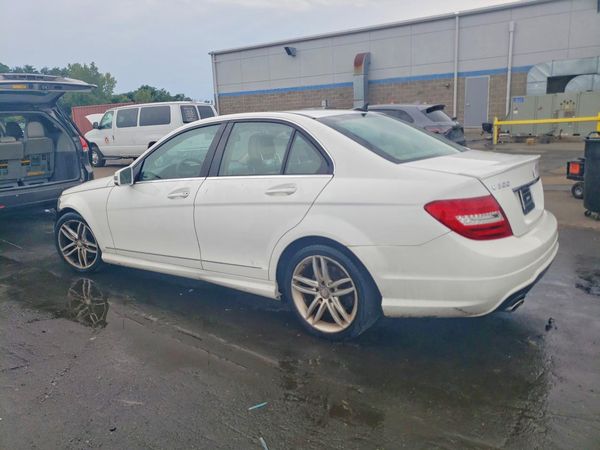 2013 MERCEDES-BENZ C C300