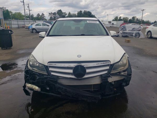 2013 MERCEDES-BENZ C C300