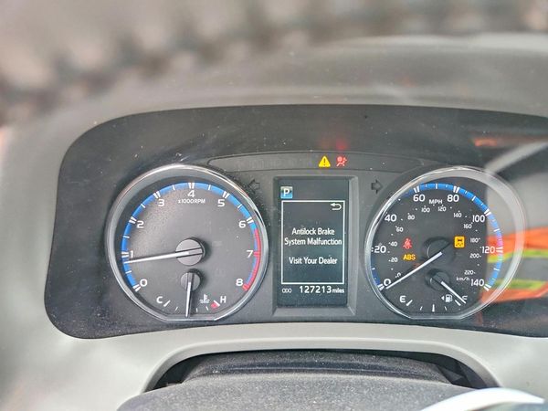 2016 TOYOTA RAV4 XLE (M Grade)