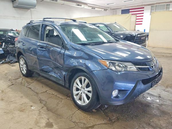 2013 TOYOTA RAV4 High — Passenger 3/4