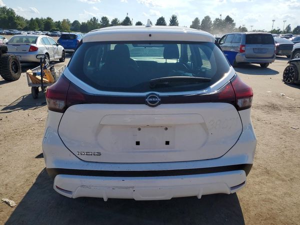 2023 NISSAN KICKS S