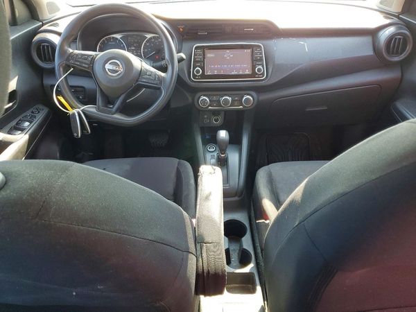 2023 NISSAN KICKS S