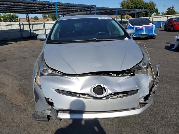 2017 TOYOTA PRIUS