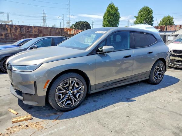 2024 BMW IX