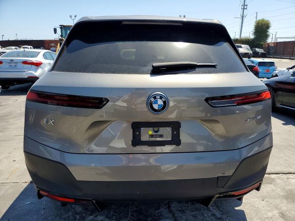 2024 BMW IX
