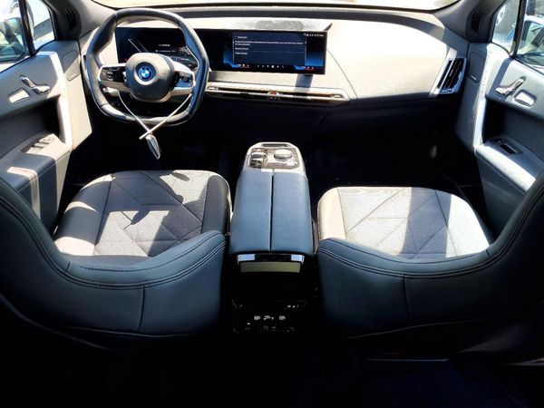 2024 BMW IX