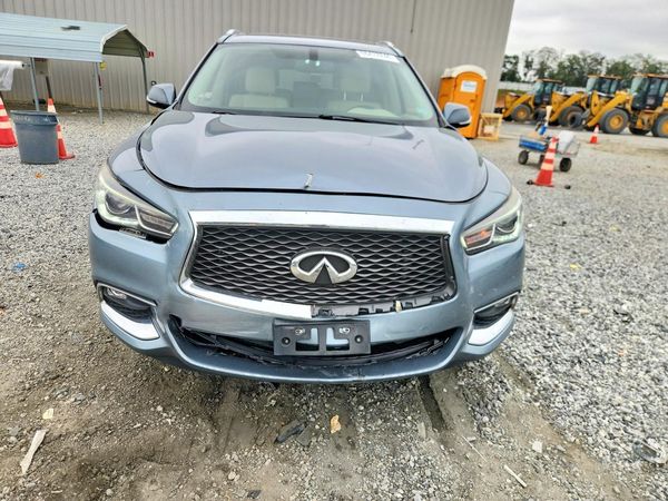 2017 INFINITI EX35