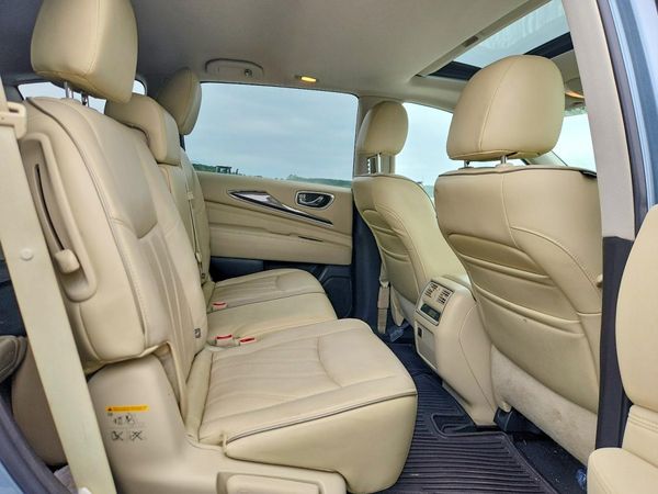 2017 INFINITI EX35