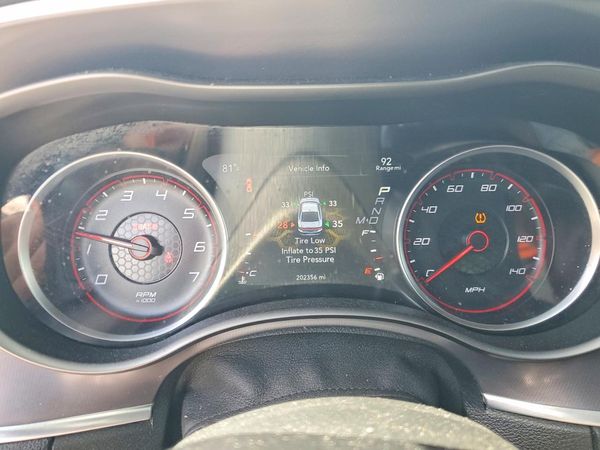 2020 DODGE CHARGER SXT