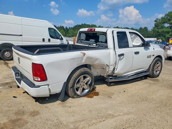 2017 RAM 1500 ST QUAD CAB 4X2