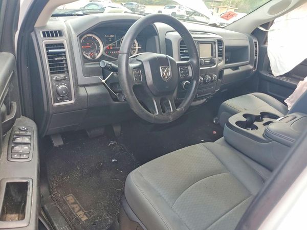 2017 RAM 1500 ST QUAD CAB 4X2