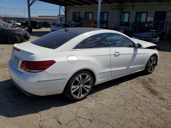 2015 MERCEDES-BENZ E E400