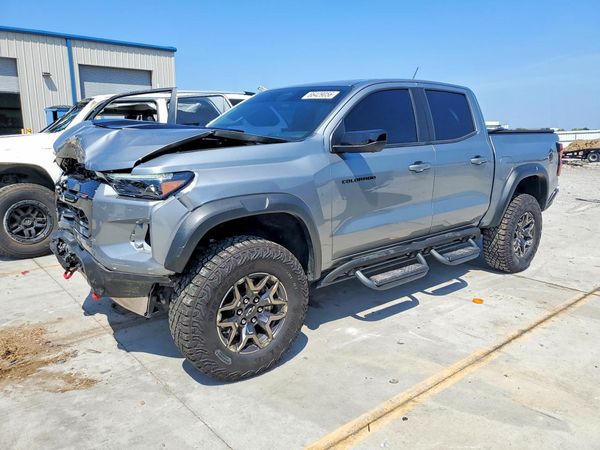 2025 CHEVROLET COLORADO