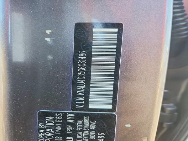 2016 KIA K900 Premium