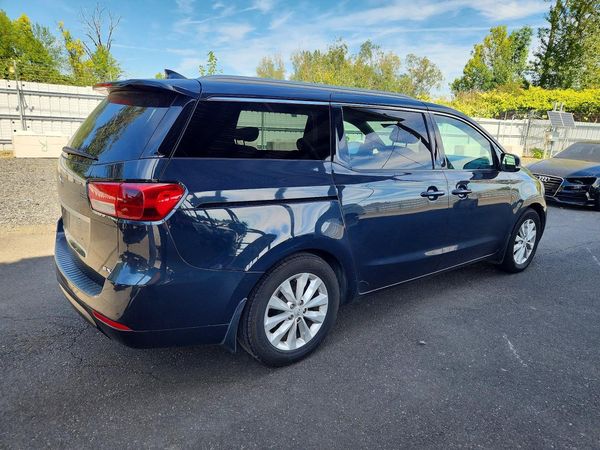 2016 KIA SEDONA EX - Middle level