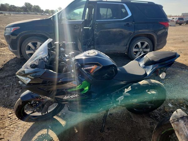 2023 KAWASAKI EX400