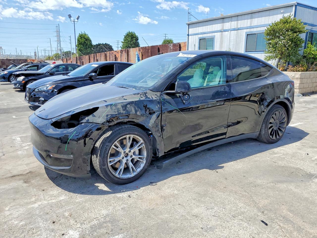 2023 TESLA MODEL Y