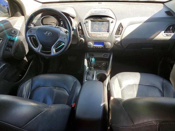 2014 HYUNDAI TUCSON GLS (Middle Level) — CKPT