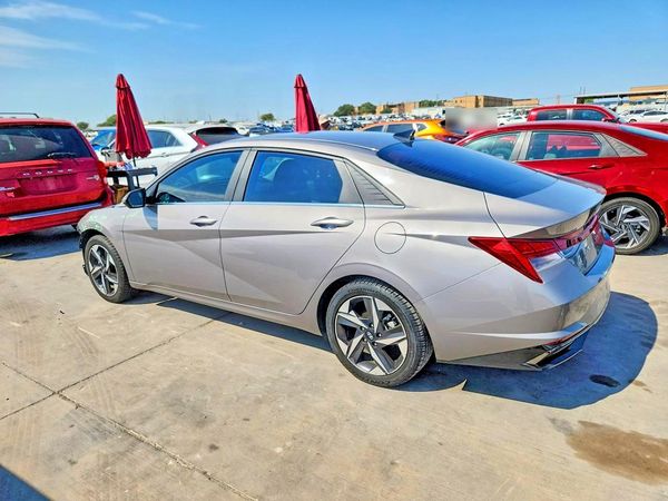 2022 HYUNDAI ELANTRA Limited